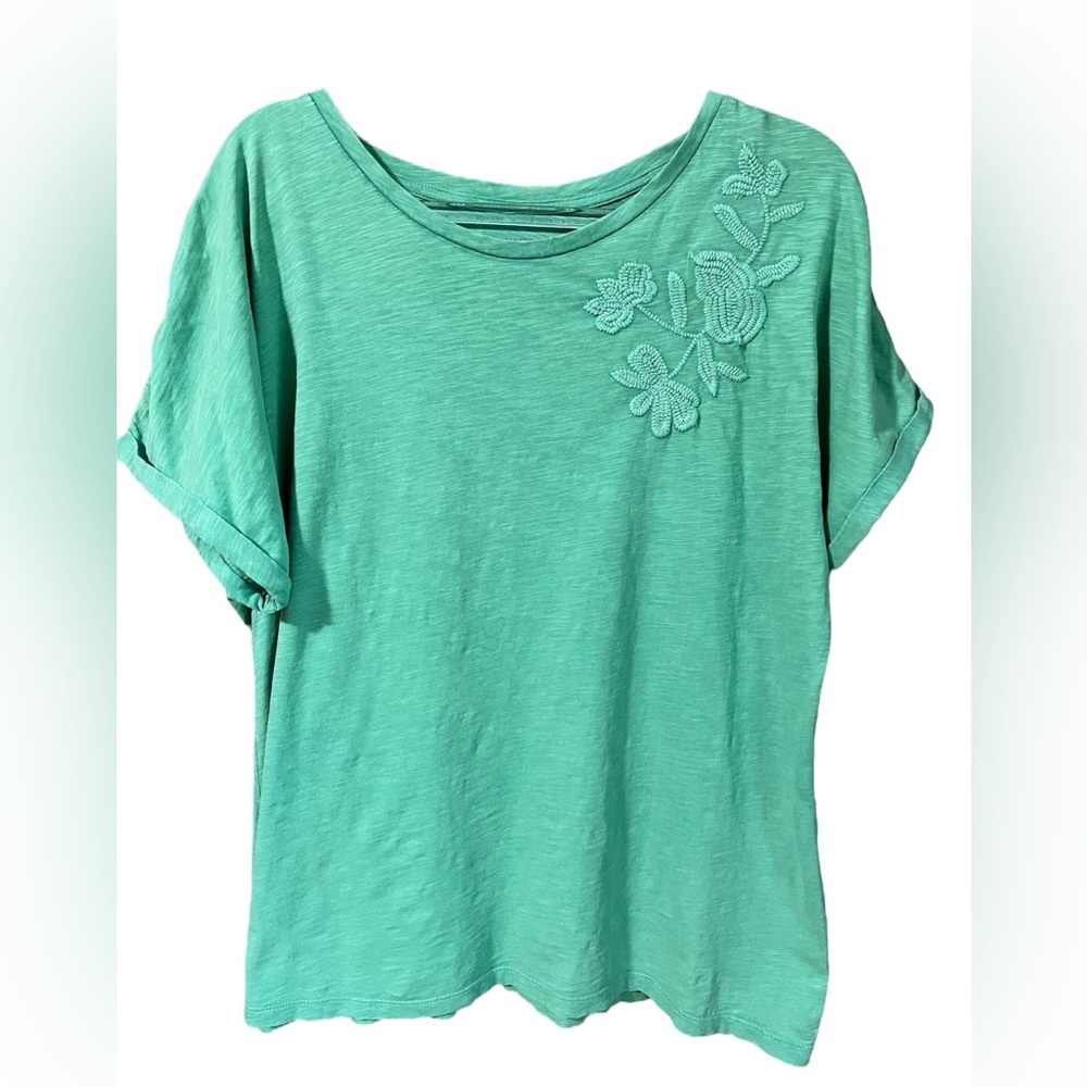 Knox Rose green short sleeve t-shirt with rose detail, NWT